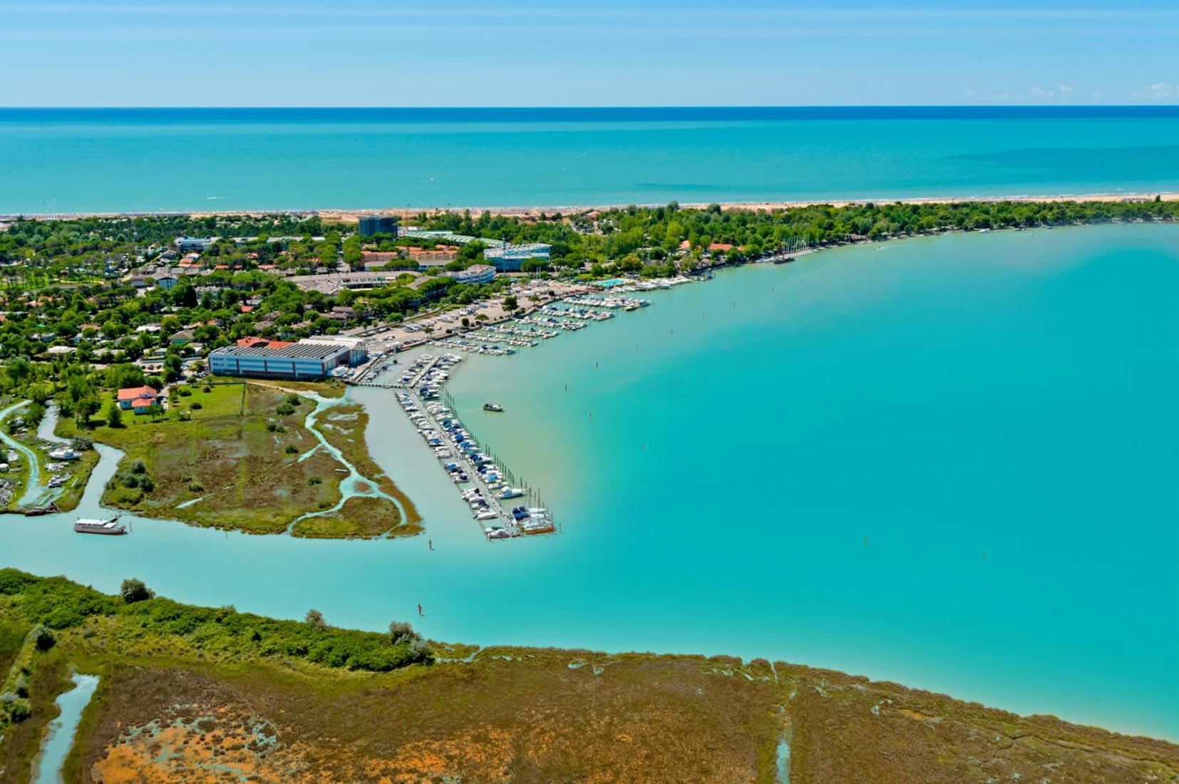 Halley Belmare Apartments Bibione Exterior foto